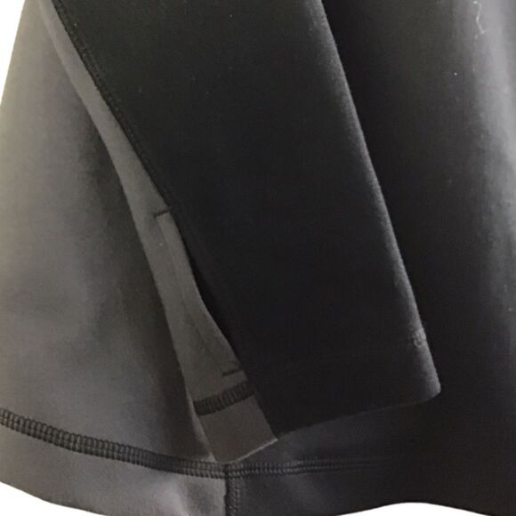 Cabi 989 Dash Jacket Asymmetrical Zip Up Atlheisure Size Medium - Picture 8 of 9